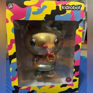 Hello kitty kidrobot